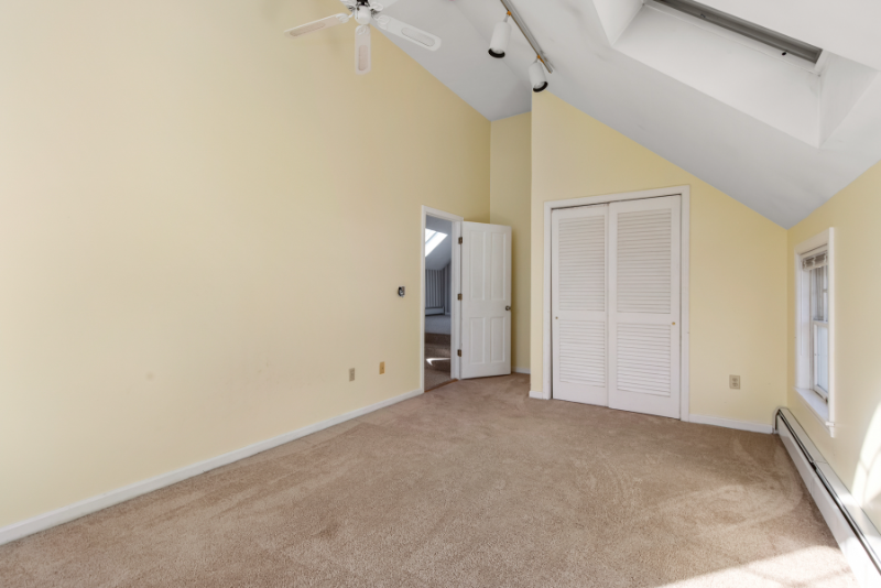 605 Old Wellington Rd - Photo 7 of 30