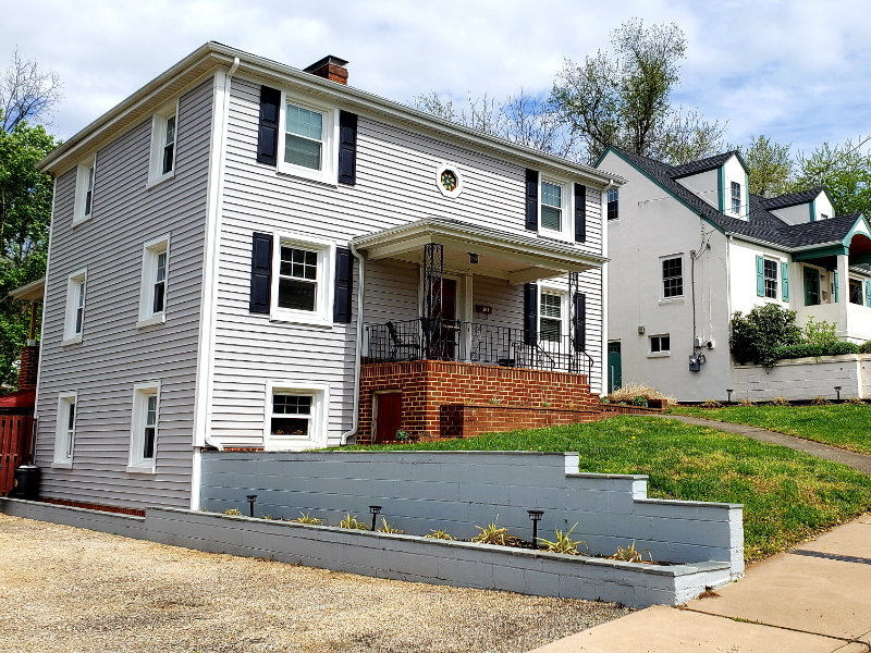 911 Blenheim Ave - Photo 2 of 23