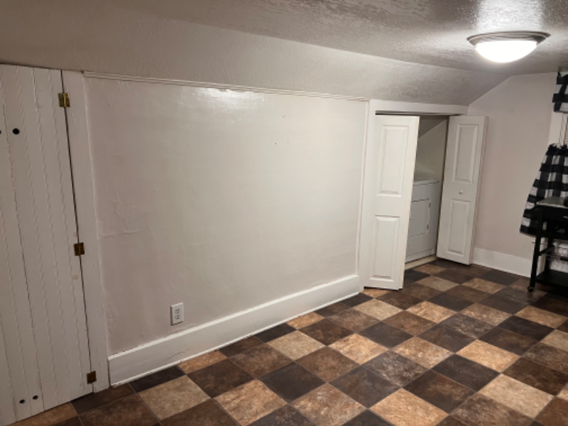 307 W 3rd St #A - Photo 6 of 12