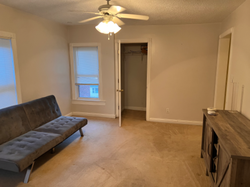 307 W 3rd St #A - Photo 7 of 12