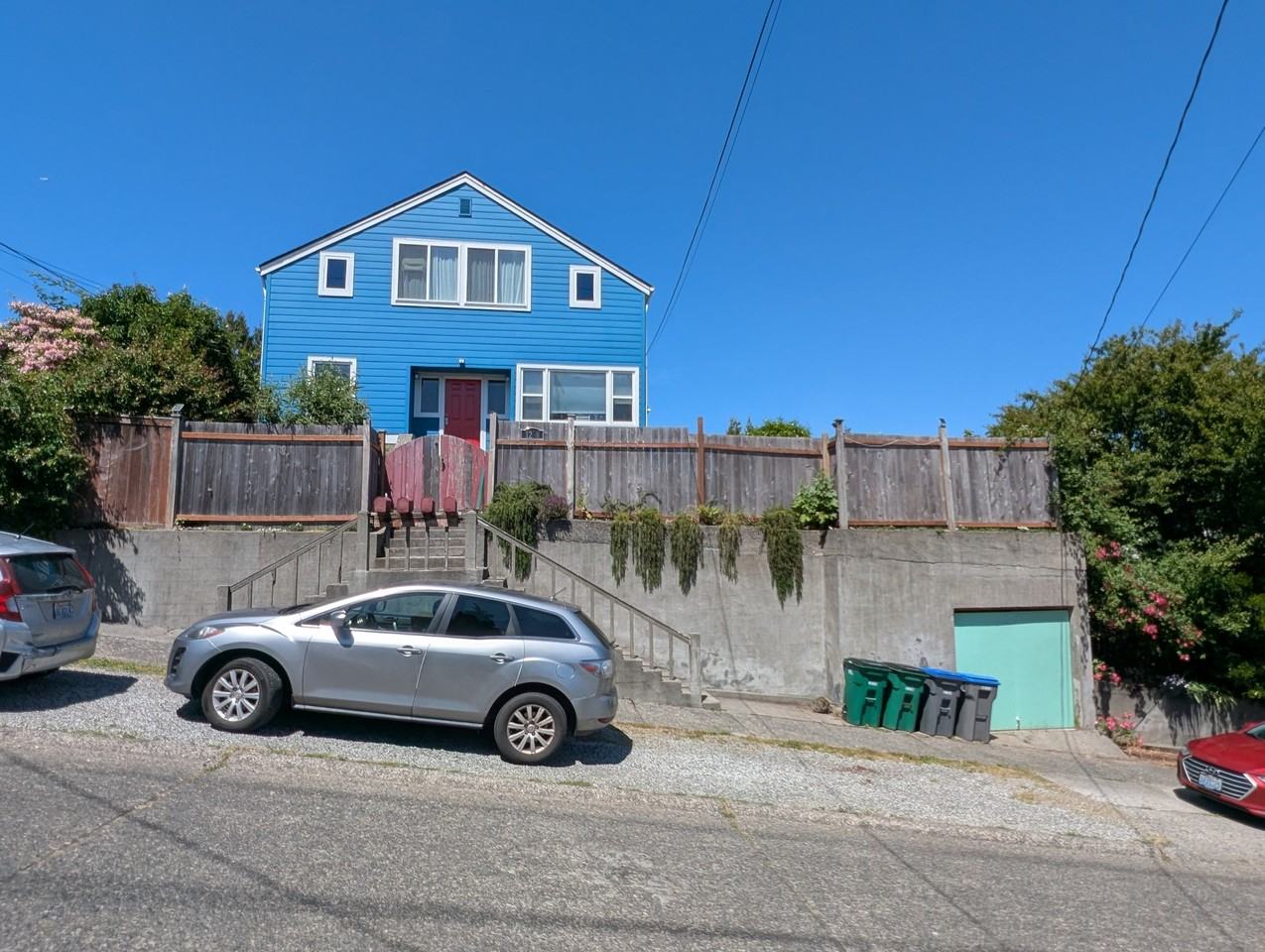 1208 10th St - Photo 2 of 26