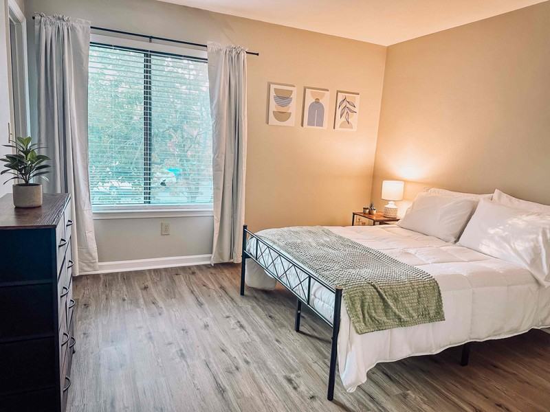 3368 Forest Ct - Photo 6 of 18