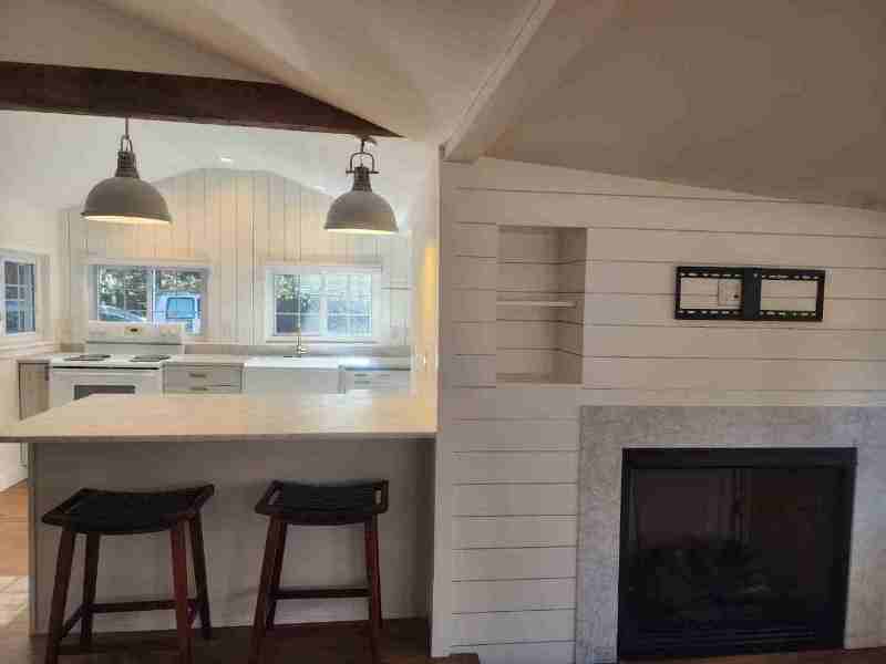 305A North Dr - Photo 3 of 5
