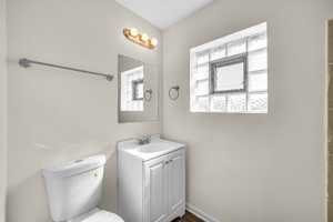 featured image of 1267 Division St #1267
