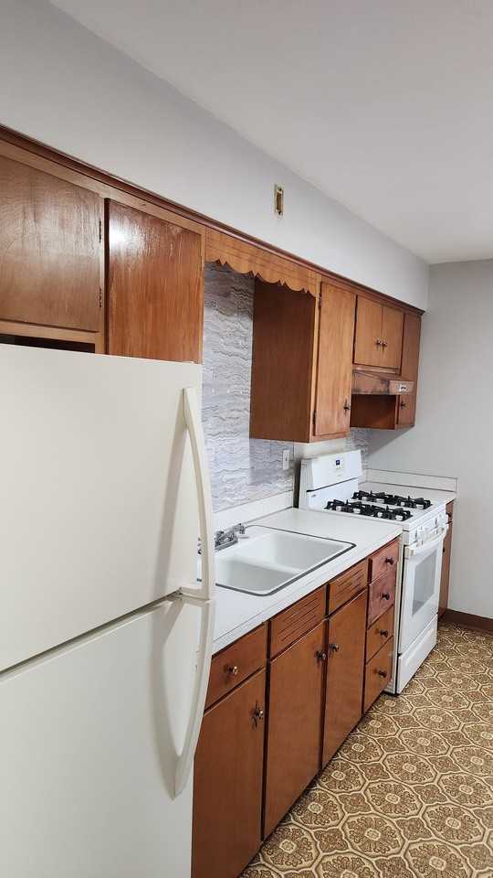 2221 2223 7Th Ave #2223UNIT2 - Photo 6 of 8