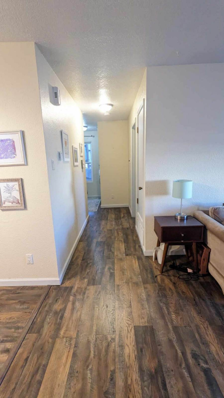 2900 Palo Verde Dr Ne #D - Photo 3 of 12