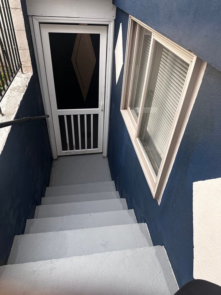 429 Morningstar Rd - Photo 3 of 12