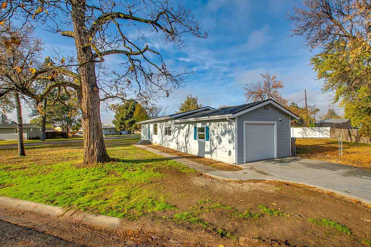 8000 W Dorian St - Photo 2 of 20