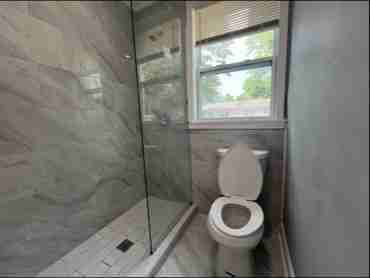 1415 Madison Ave #G - Photo 6 of 9