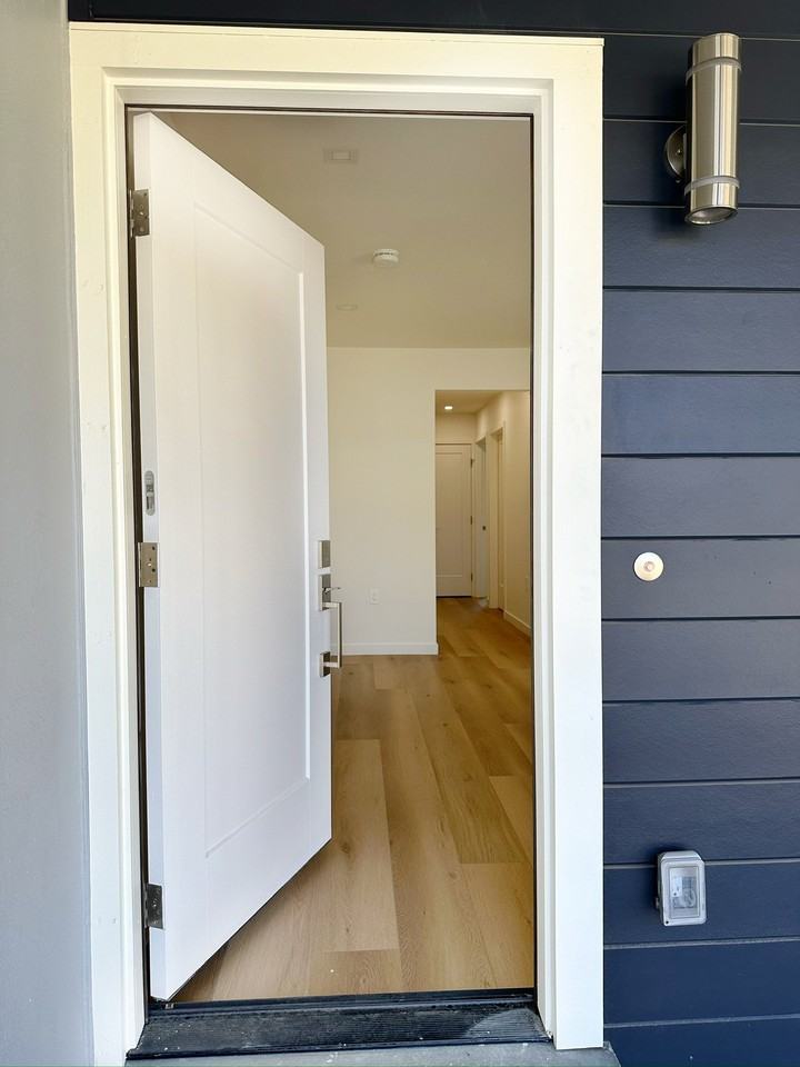 401 Dolores Way #401 - Photo 4 of 20