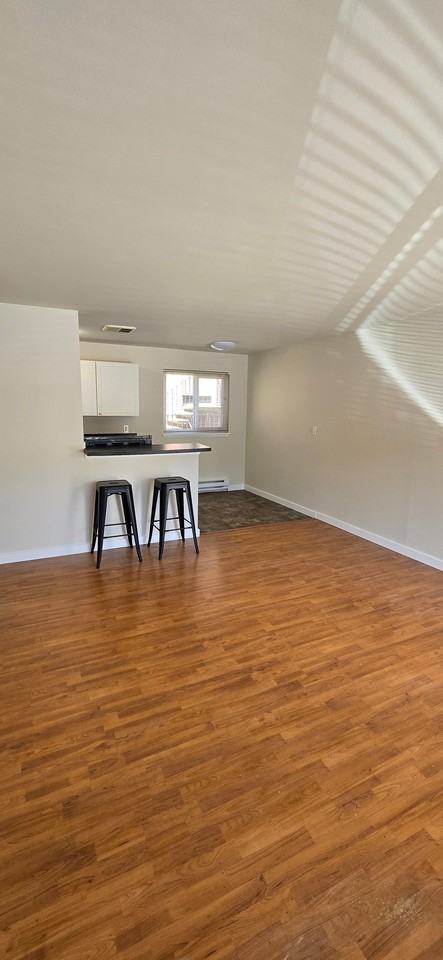 400 Ne 65th St #104 - Photo 4 of 13