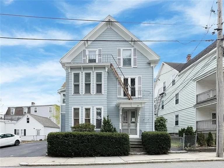 129 Snow St #3 - Photo 7 of 8