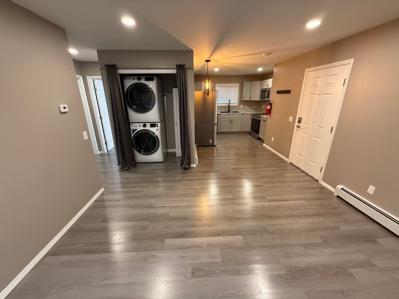 609 Irwin St #1 - Photo 3 of 19