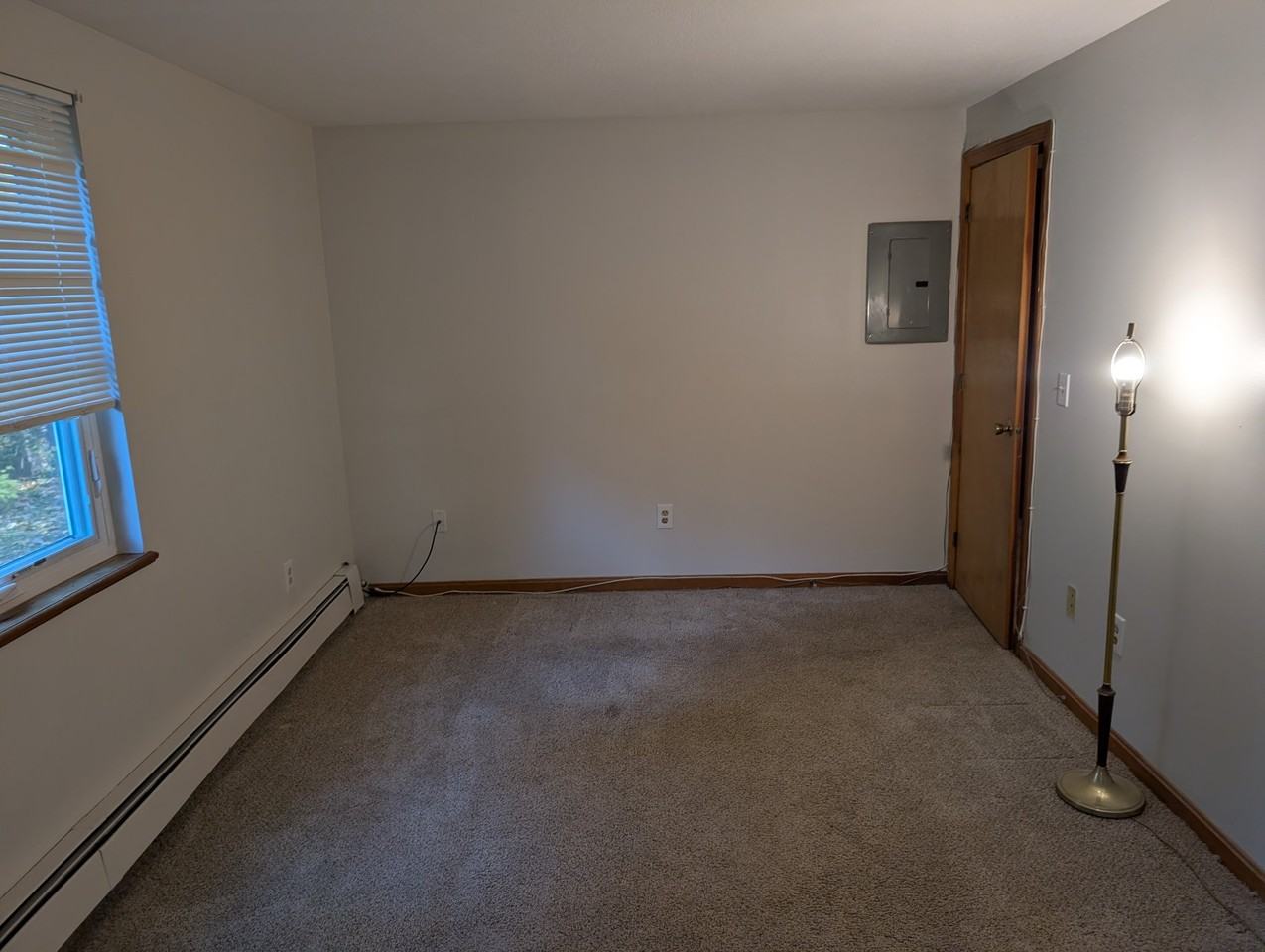 33 Garden Rd #B4 - Photo 5 of 10