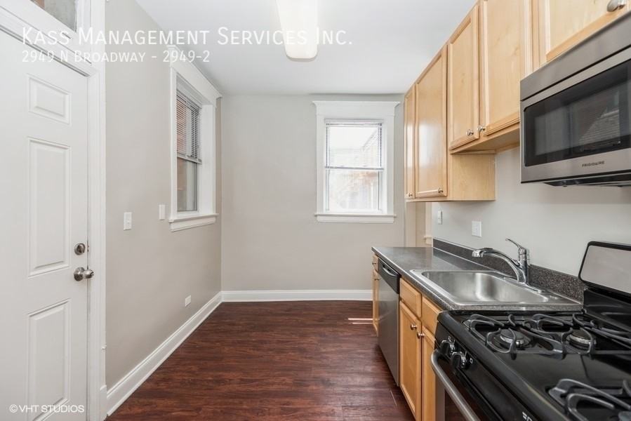 2949 N Broadway St #2949-2 - Photo 4 of 7