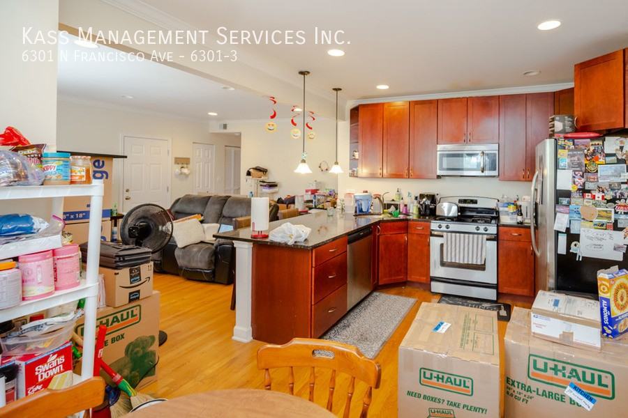 6301 N Francisco Ave #6301-3 - Photo 2 of 14