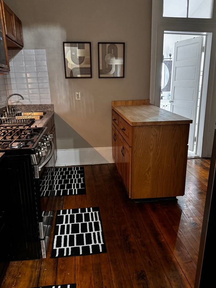 3223 Saint Claude Ave - Photo 3 of 3