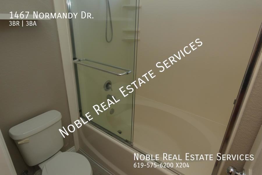 1467 Normandy Dr - Photo 6 of 16