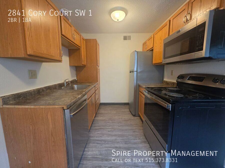 2841 Cory Ct Sw - Photo 4 of 9
