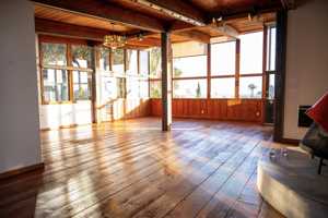 featured image of 2428 Beverley Ave #A