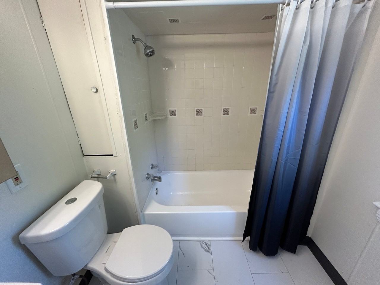 9535 Nelson Ave - Photo 7 of 25