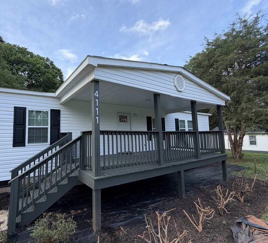 4111 Brown Dr - Photo 2 of 20