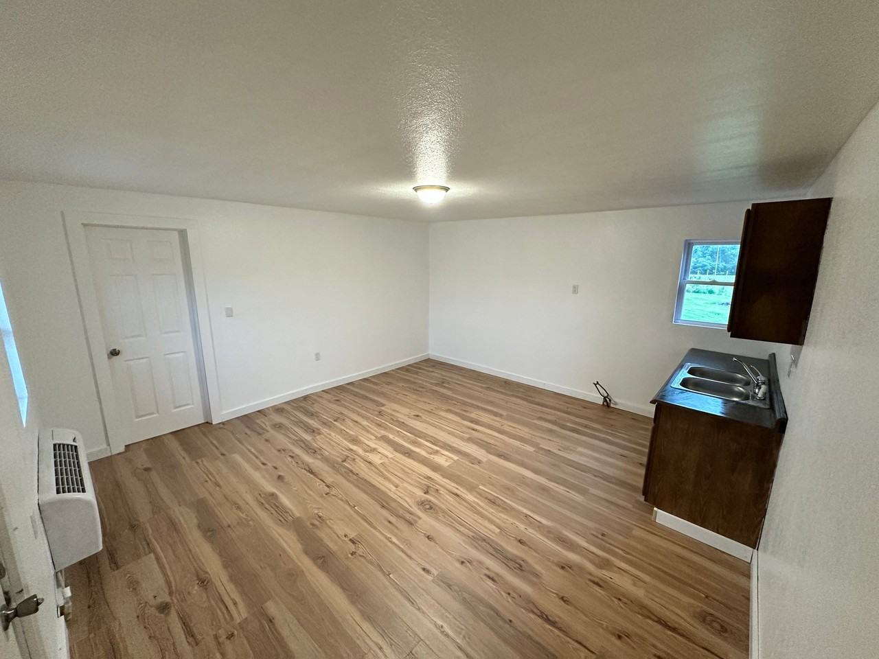 23276 Highway #7 - Photo 2 of 10