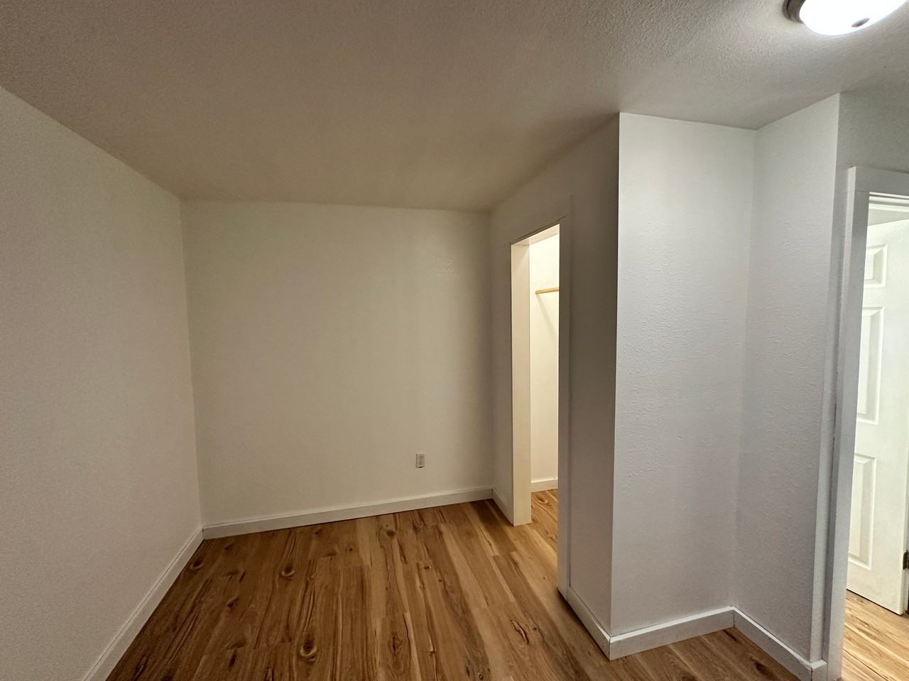 23276 Highway #7 - Photo 6 of 10