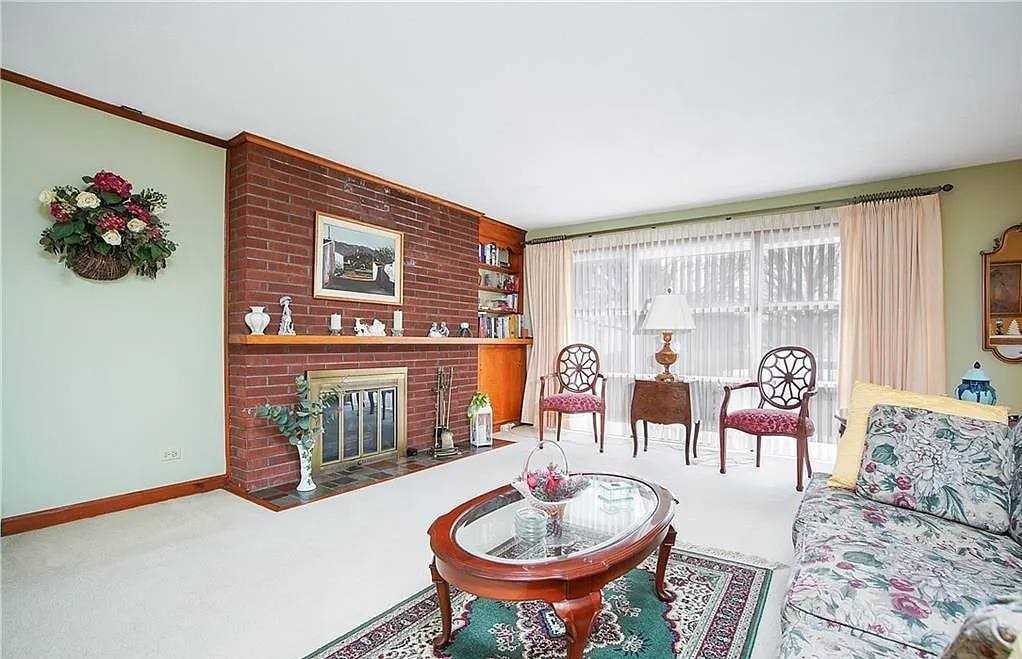 15 Milne Ave - Photo 6 of 31