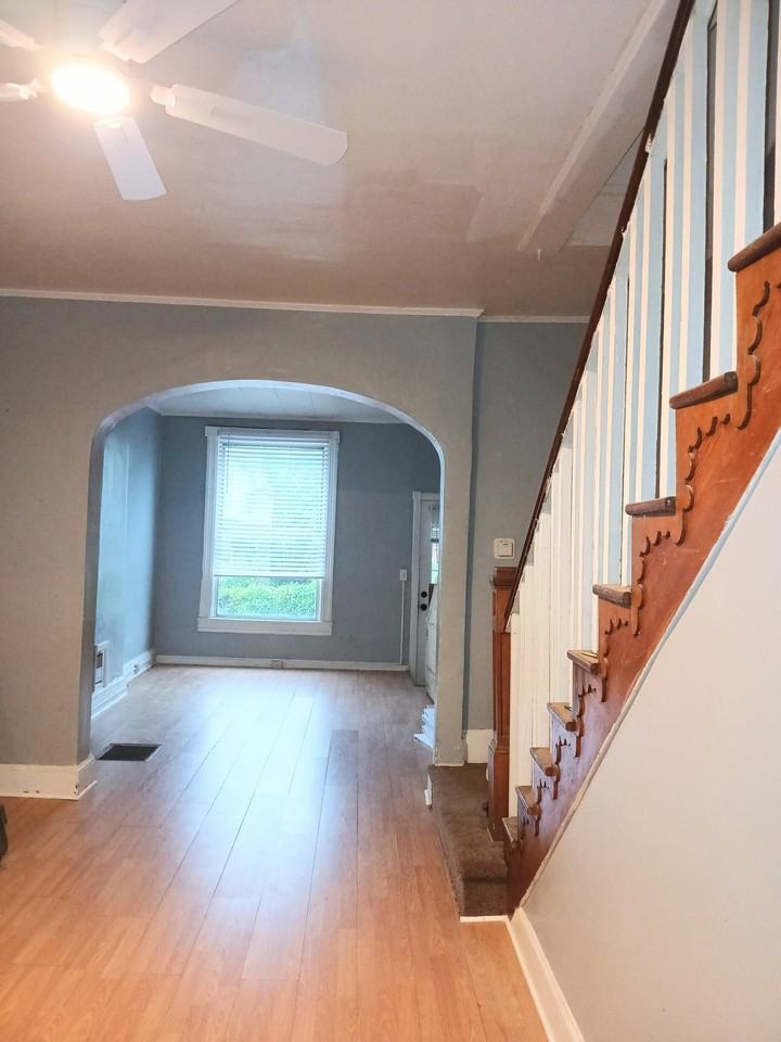 3130 Stafford St - Photo 3 of 11