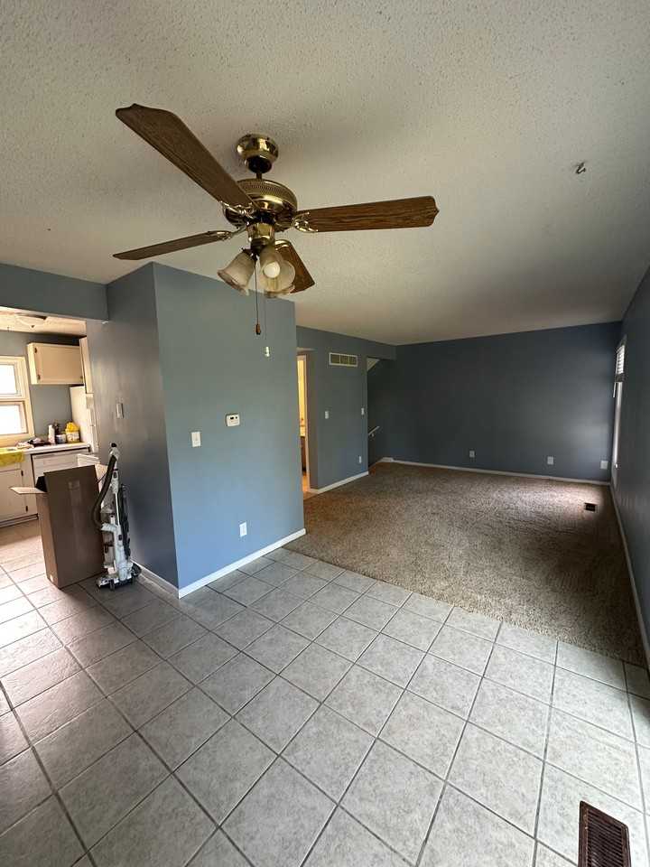 2125 Quail Creek Dr - Photo 3 of 19
