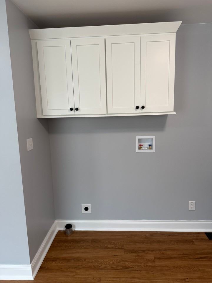 1623 Kenneth Ave - Photo 4 of 13