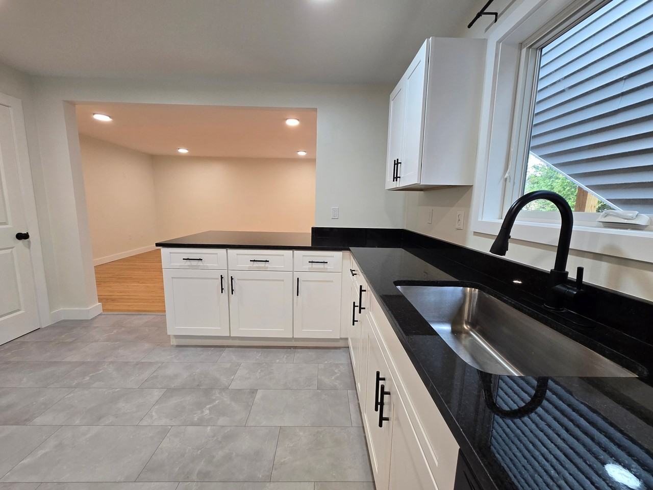 20 Poirier Pl #3