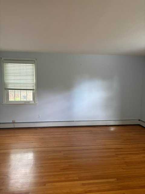 804 Colony Rd - Photo 5 of 18