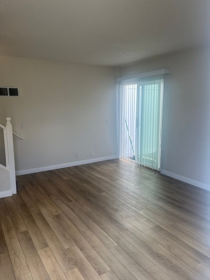 3614 32nd St #3614A - Photo 5 of 17