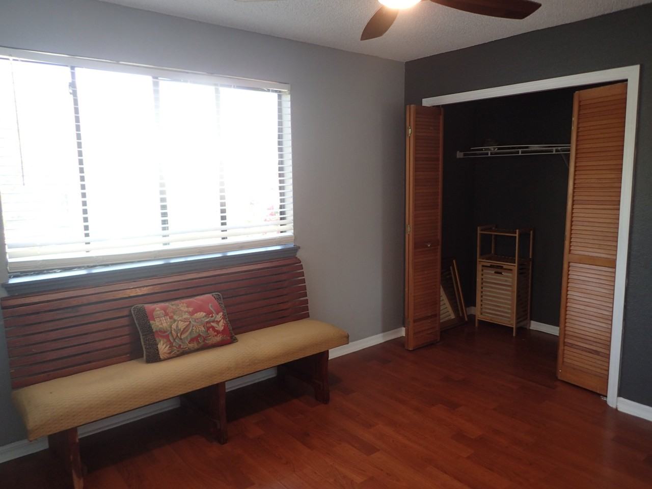 9614 Tara Cay Ct - Photo 4 of 20