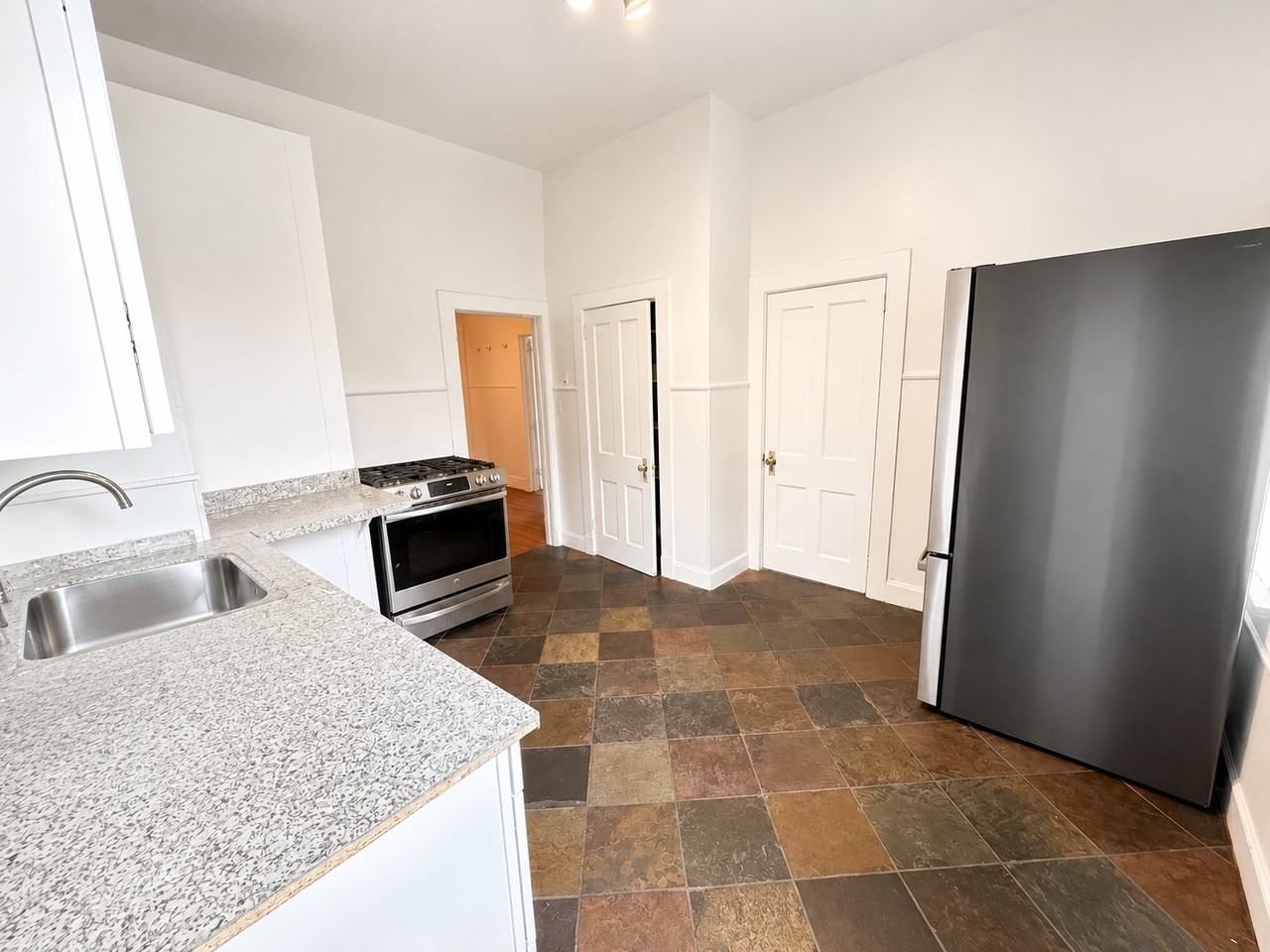 2 N Main St - Photo 6 of 8