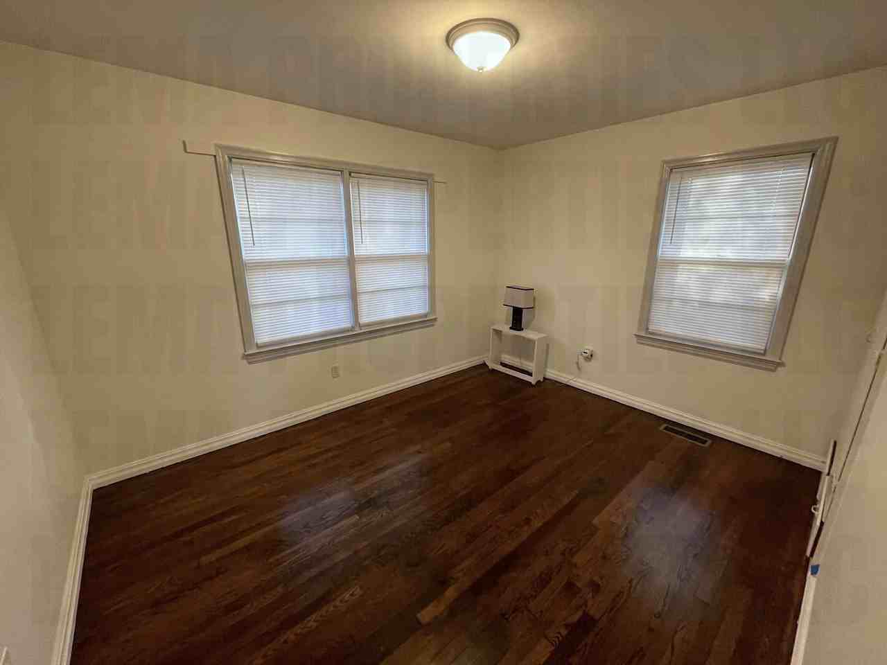 1103 E 2nd St - Photo 7 of 20