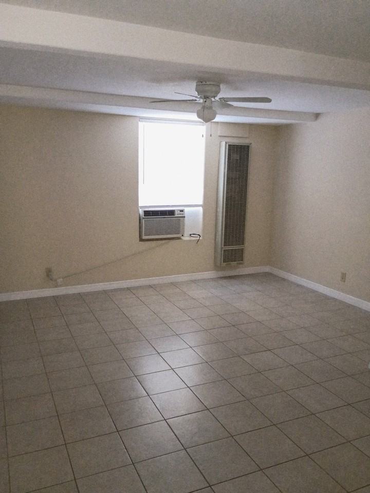 1210 N Oregon St #13 - Photo 2 of 5