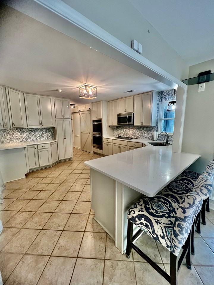205 Kinderhill Ct - Photo 6 of 15