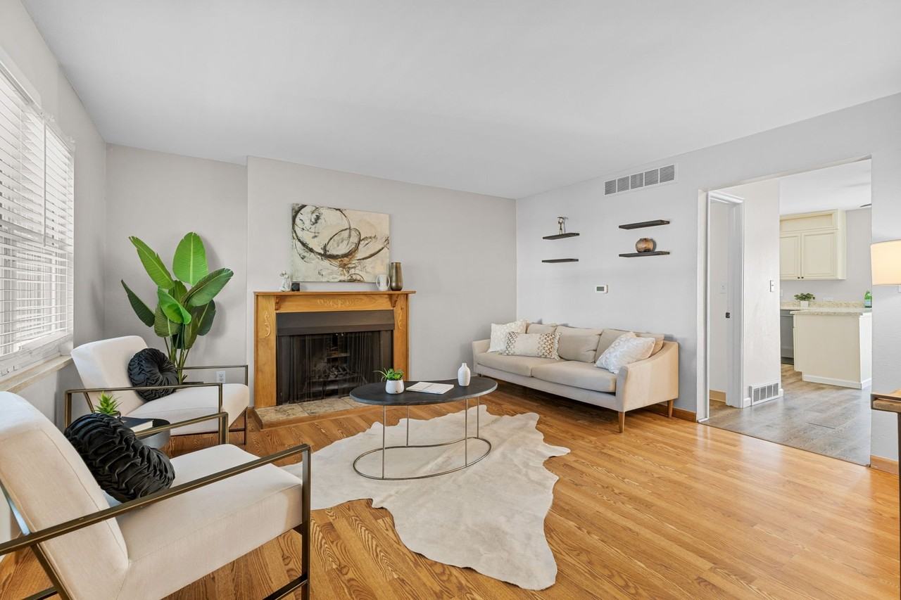 4621 S Lowell Blvd - Photo 2 of 15