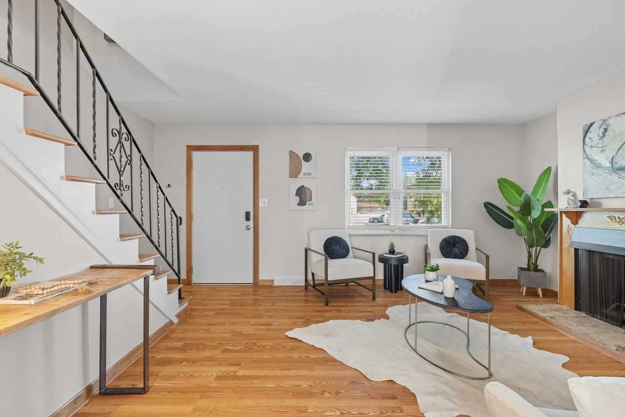 4621 S Lowell Blvd - Photo 3 of 15