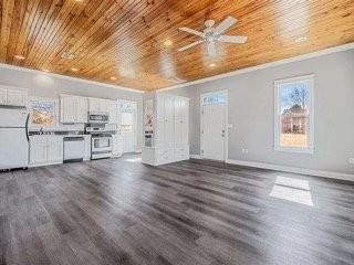 416 Orange St - Photo 7 of 20