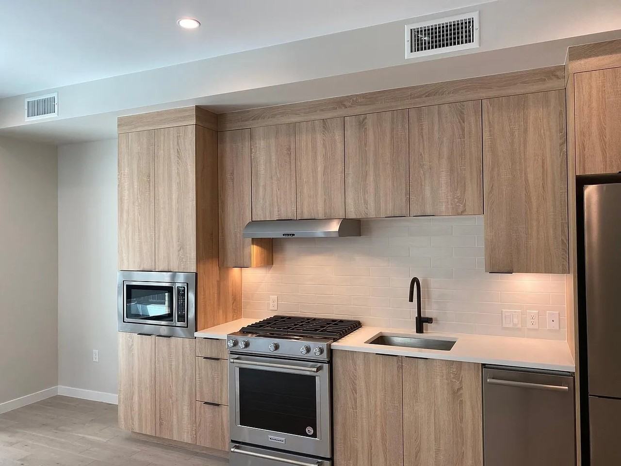 1908 W 33rd Ave #205 - Photo 2 of 14