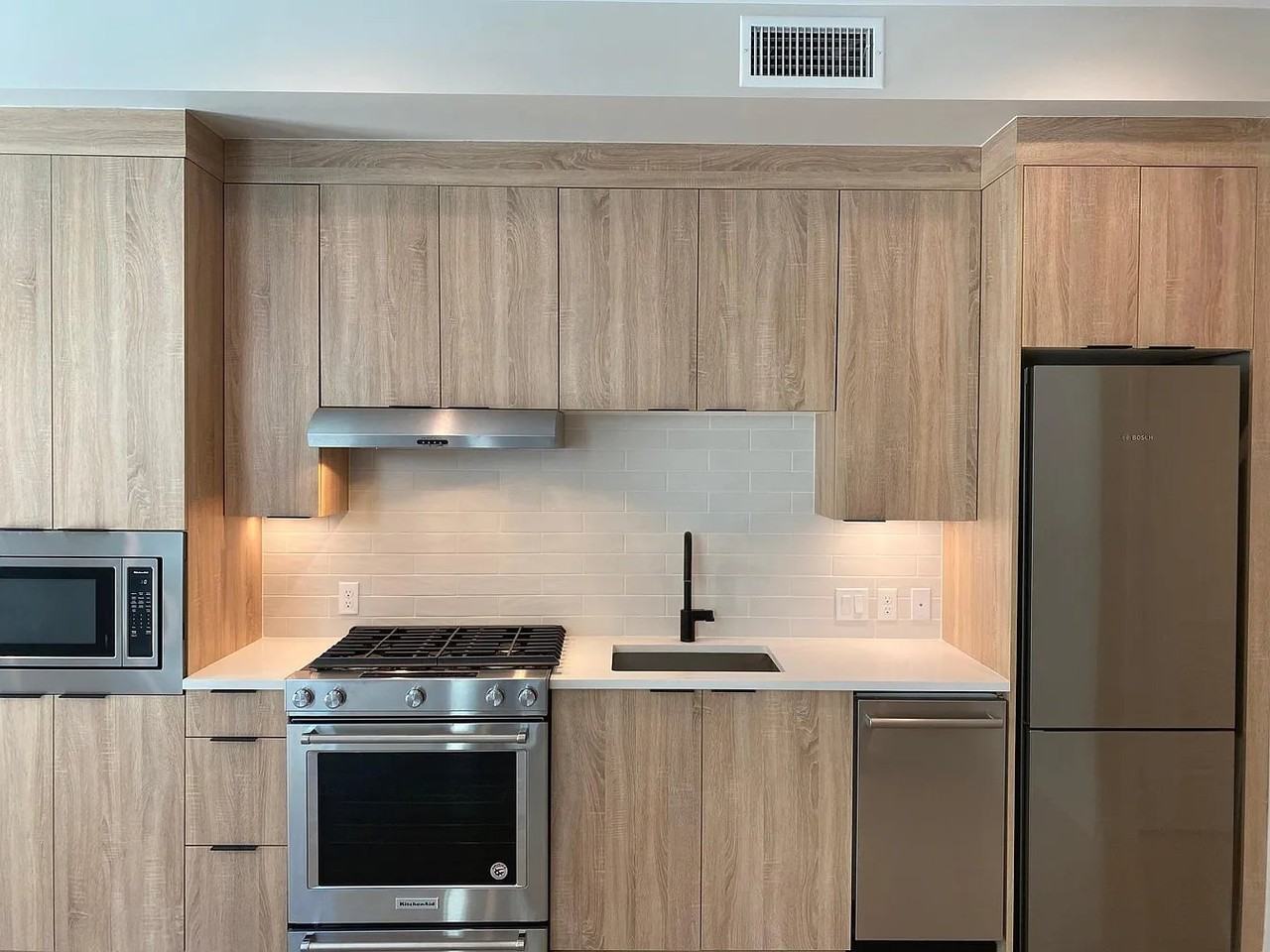 1908 W 33rd Ave #205 - Photo 4 of 14