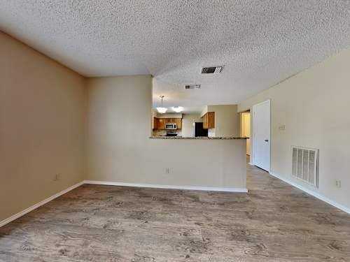 2613 Remmington Dr - Photo 6 of 7