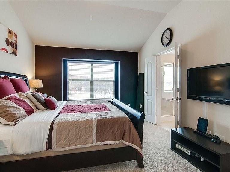 2116 Mcparland Ct - Photo 5 of 23