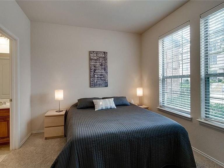 2116 Mcparland Ct - Photo 6 of 23