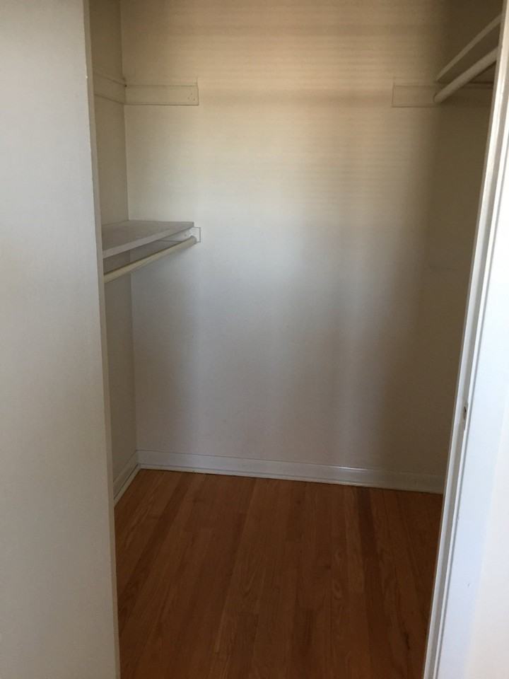 156 Asbury Ave #8 - Photo 2 of 14