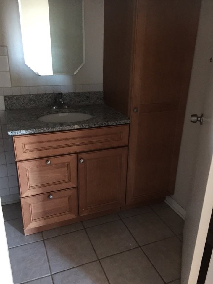 156 Asbury Ave #8 - Photo 5 of 14